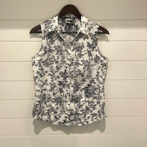 Talbots Sleeveless Perfect Shirt | 10P | White/Black Floral design